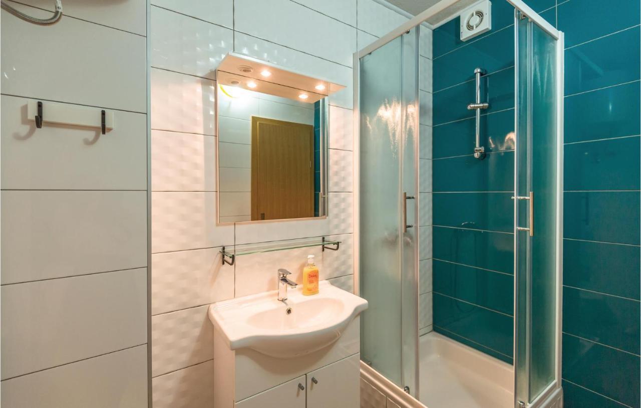 2 Bedroom Beautiful Apartment In Μακάρσκα Εξωτερικό φωτογραφία