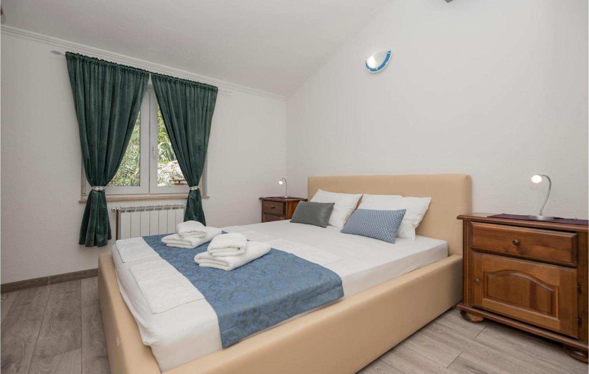 2 Bedroom Beautiful Apartment In Μακάρσκα Εξωτερικό φωτογραφία
